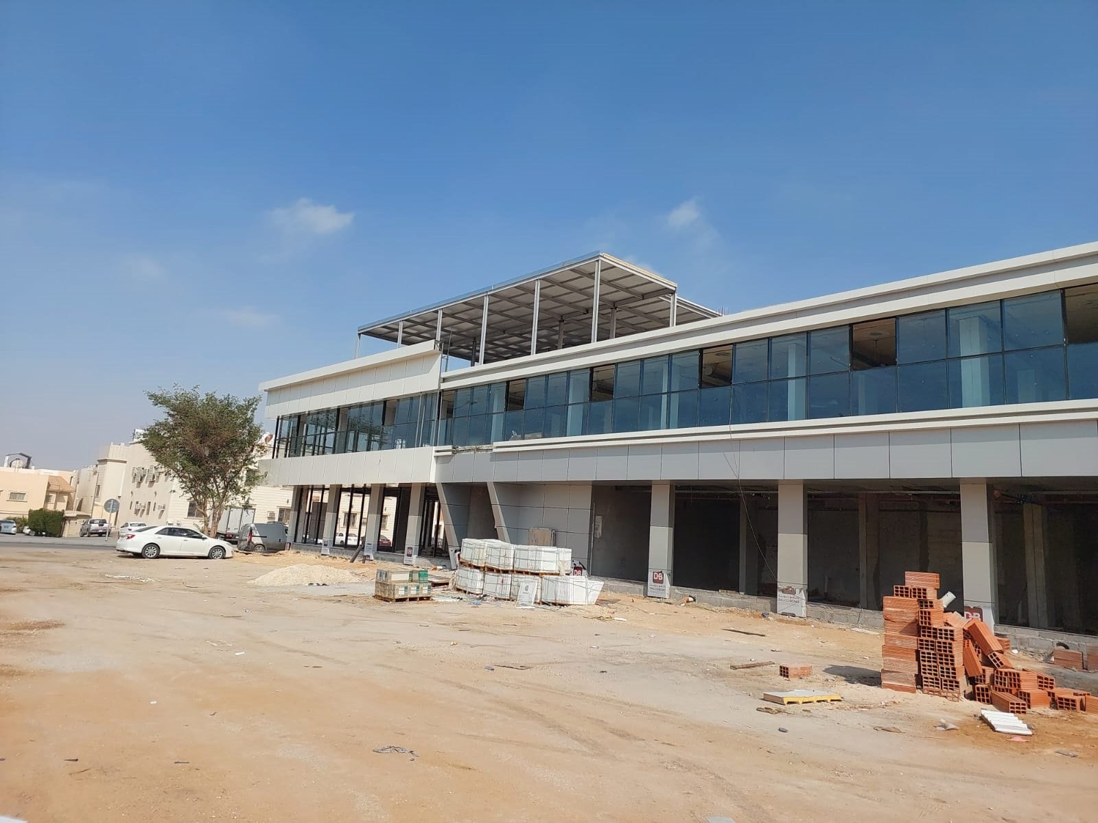 شركة تركيب هناجر في جازان تعمل على تصميم وتنفيذ المشاريع بكل احترافية وكفاءة عالية لضمان أفضل النتائج في المواعيد المحددة